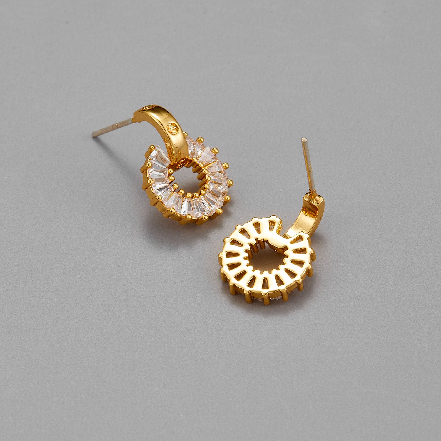 Geometric simple light luxury earrings fashionable new round  925 silver needle earrings